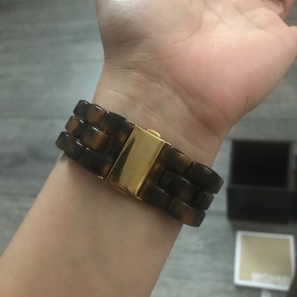 Michael Kors • MK5216 • Watch - Picture 7 of 8